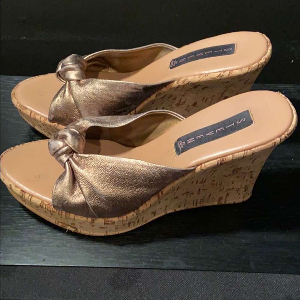 Wedge Sandals - Picture 2 of 3